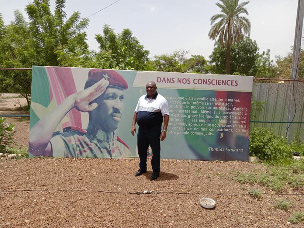 Visite du professeur invité Jean-Louis Esambo à l’Université Thomas Sankara et l’Institut Supérieur de Droit International et des Droits de l’Homme à Ouagadougou.