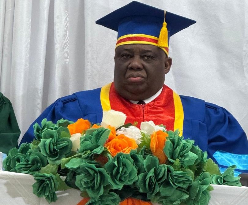 Le Professeur Jean-Louis Esambo Kangashe préside un Jury de thèse à l’Université Alassane Ouattara de Bouake (Côte d’Ivoire) 26 sept. 2025